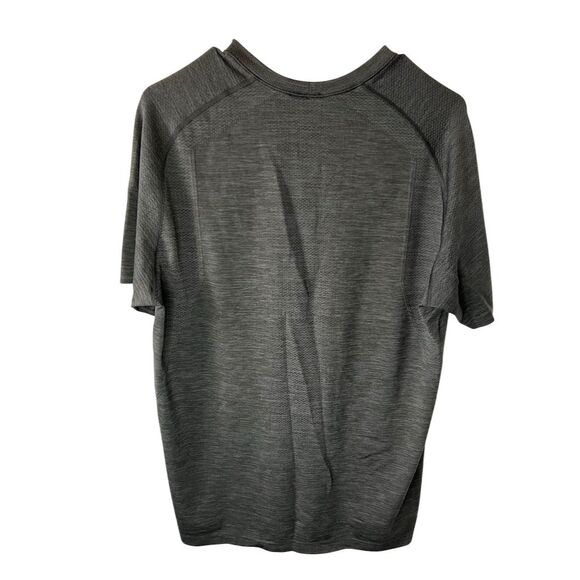 Lululemon Men's Gray Metal Vent Tech Short Sleeve Shirt Size L - Picture 2 of 6